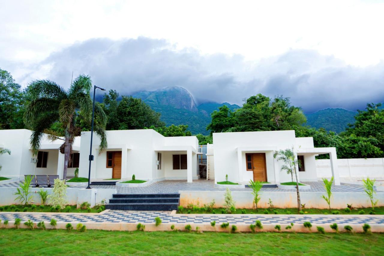Westn Resorts Kuttālam Exterior photo